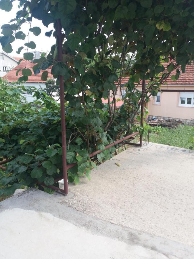 Apartman Mila I Kaja Nikšić Extérieur photo